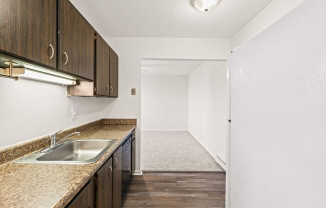 1 bed, 1 bath, 615 sqft, $850, Unit 2129-12