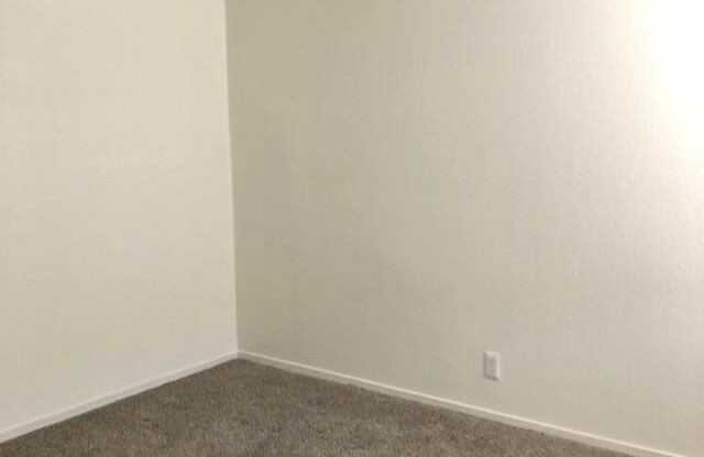 3151 Soaring Gulls #2063 - 3/2 Condo in Gated Desert Shores