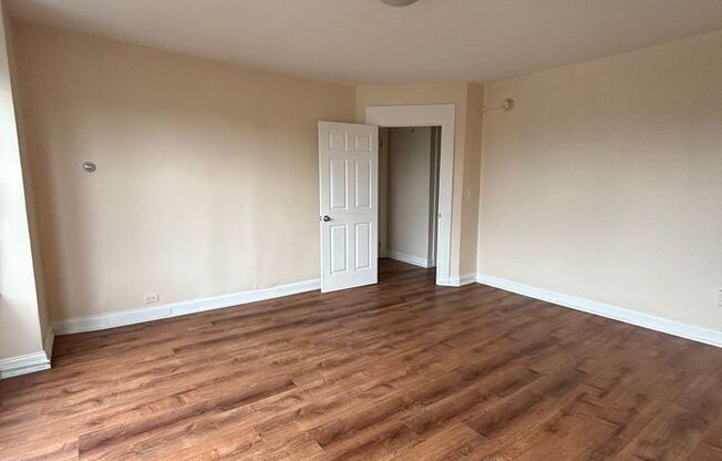 2 beds, 1 bath, $1,450