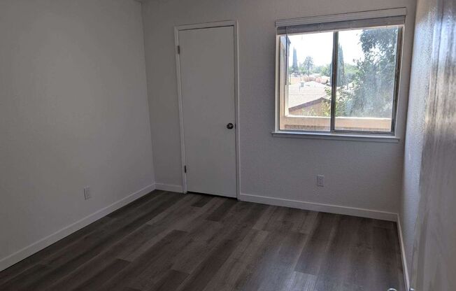 2 beds, 1 bath, 800 sqft, $1,800, Unit #6