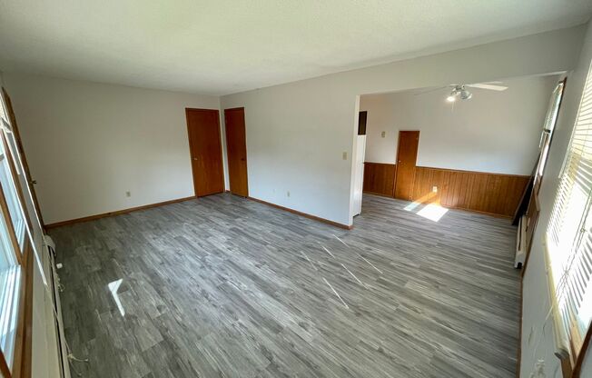 2 beds, 1 bath, 800 sqft, $950, Unit A1860-3