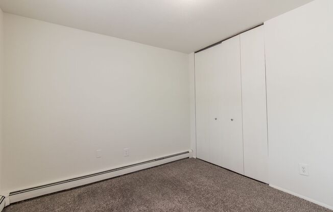 2 beds, 1.5 baths, 650 sqft, $1,375, Unit 210