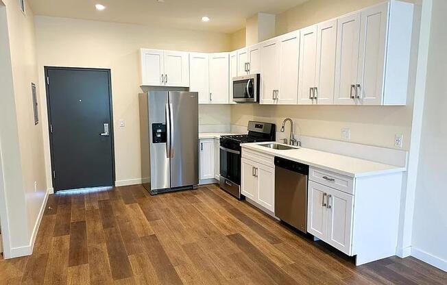 1 bed, 1 bath, 750 sqft, $2,650, Unit 305