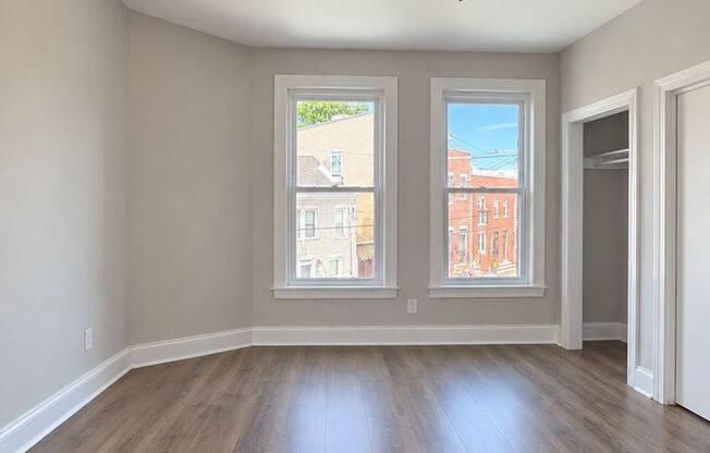 Spacious Two Bedroom + Den Home in West Powelton!