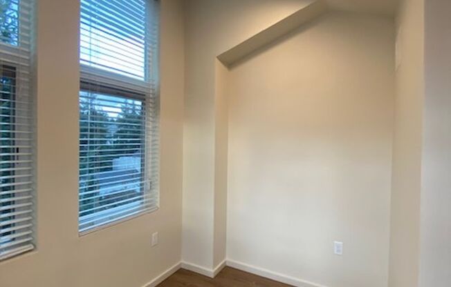 Studio, 1 bath, 175 sqft, $1,495, Unit 501