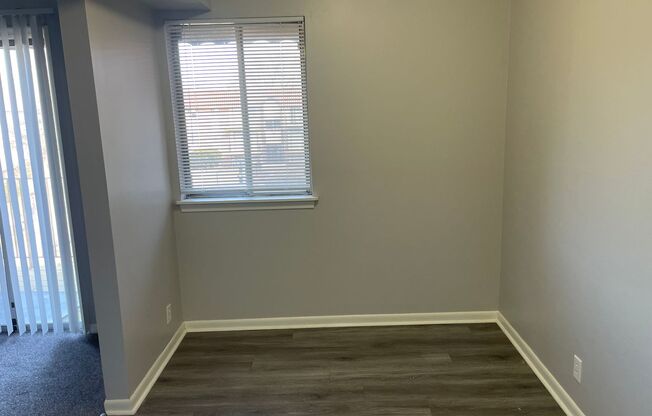1 bed, 1 bath, 645 sqft, $747, Unit 2105-6P