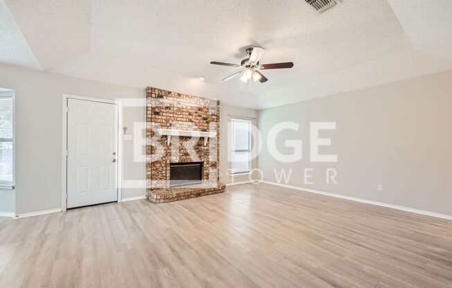 3 beds, 2 baths, $2,007