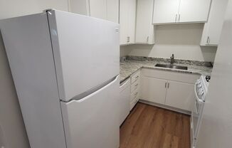 2 beds, 1 bath, 900 sqft, $2,300, Unit G