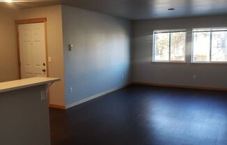 2 beds, 1 bath, 1,000 sqft, $1,295, Unit Unit #3