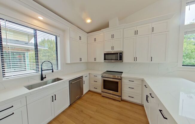 18th &amp; Harris Triplex