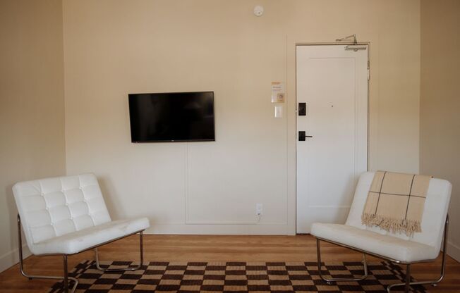 Studio, 1 bath, 275 sqft, $2,199, Unit 402