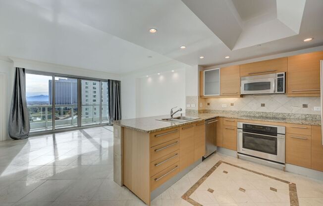 Turnberry Towers East 804- Strip/City/Mnt Views from this Stunning 1Bd/1.5Ba Residence