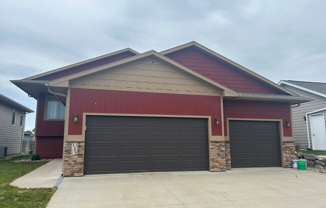 5 Bedroom 3 Bathroom Single Family Home North Sioux Falls!