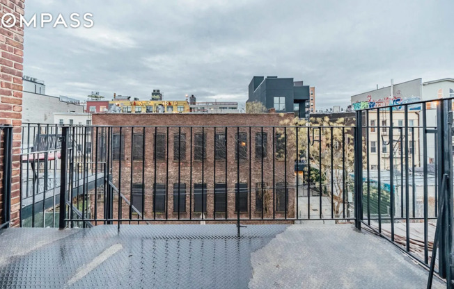 132 JEFFERSON ST