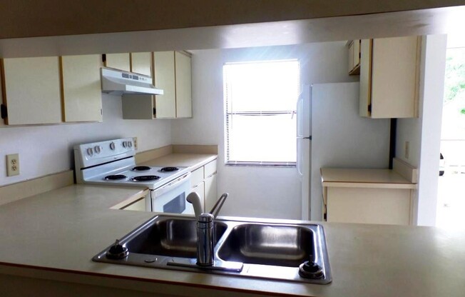 219 Olmstead Dr Titusville Fl, 32780