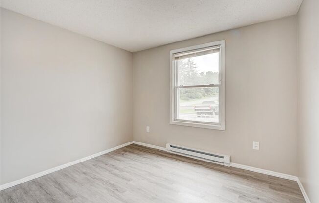 2 beds, 1 bath, 900 sqft, $1,195, Unit 1875 Johnson Road