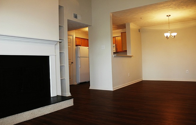 2 beds, 2 baths, 1,033 sqft, $1,629, Unit 5-5303