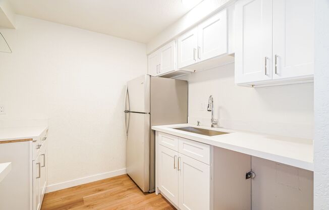 Fairway Apartments