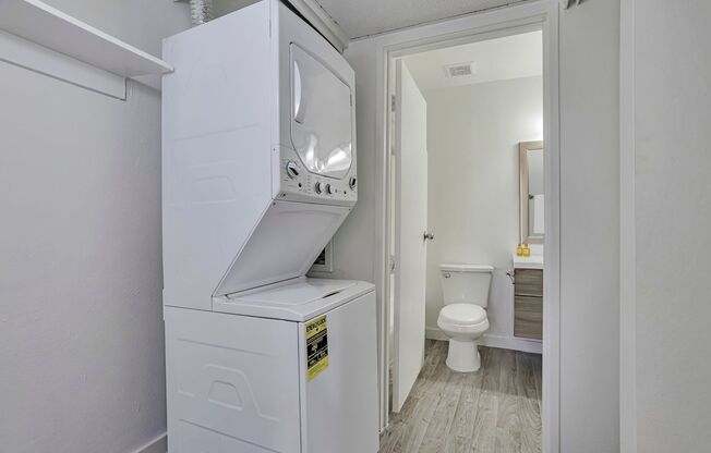 Studio, 1 bath, 452 sqft, $925, Unit 2071