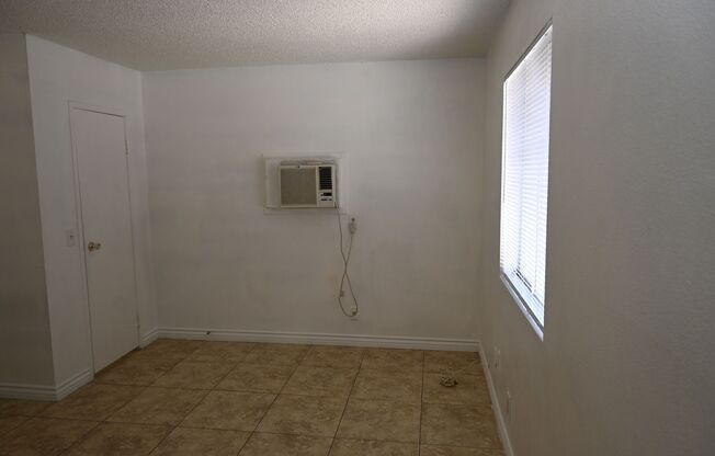 Efficient Studio - Henderson - 303 Eastminister #2