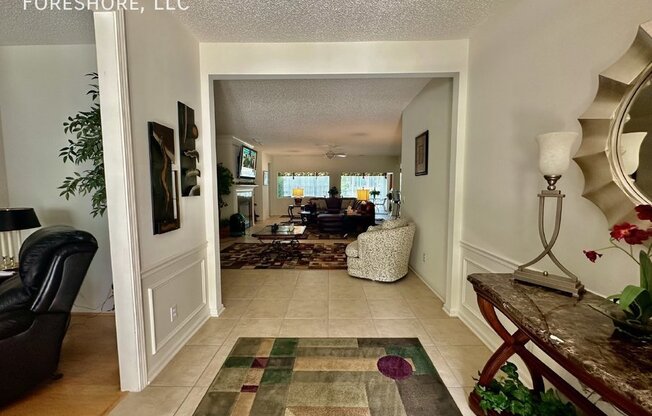 114 LNDG LN