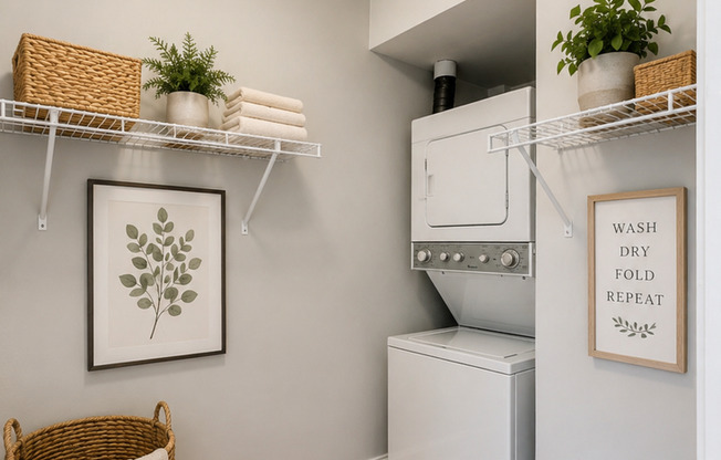 Studio, 1 bath, 420 sqft, $1,175, Unit 210