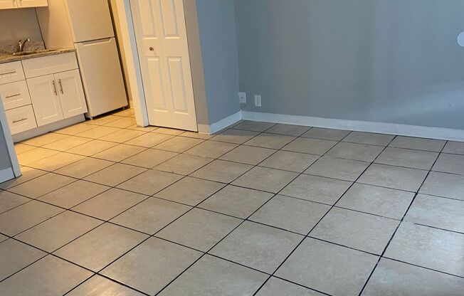 Studio, 1 bath, 500 sqft, $895, Unit 262