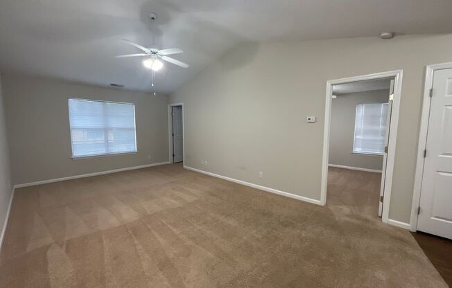 1 bed, 1 bath, 871 sqft, $1,150, Unit 2744-8