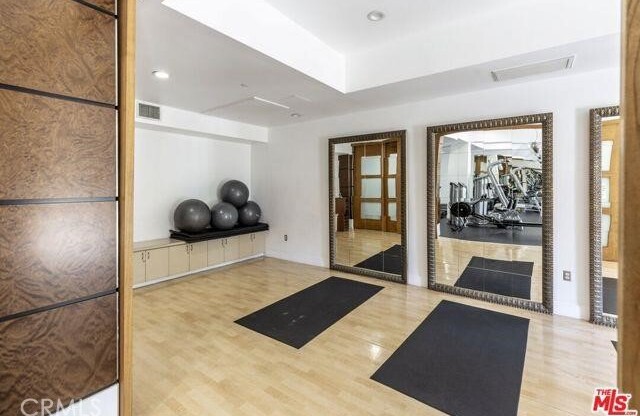 2 beds, 2 baths, 1,042 sqft, $3,200, Unit 159