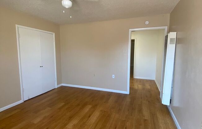 West Oaks Apartments
