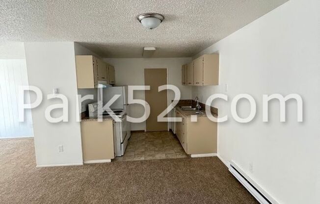 2 beds, 1 bath, $1,495