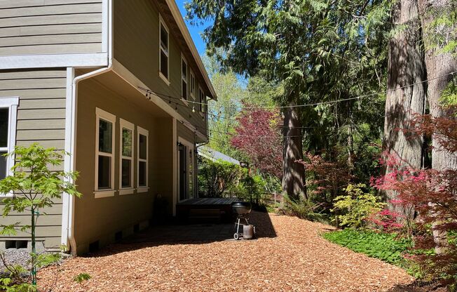 Beautiful Home with Backyard Creeks in Sudden Valley - Gate 9