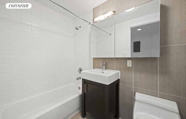 Studio, 1 bath, $3,100, Unit 3E