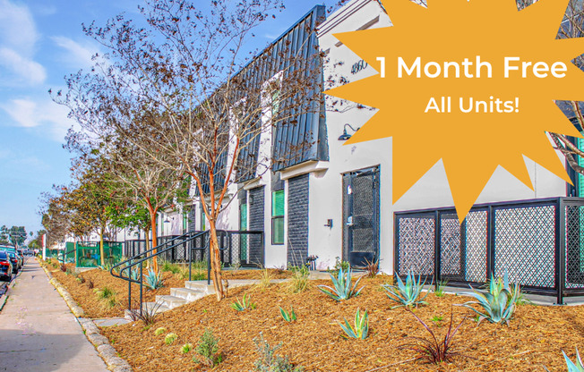 2 beds, 2 baths, 775 sqft, $2,855, Unit 4880-9