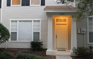 2122 GOLDEN OAK LN