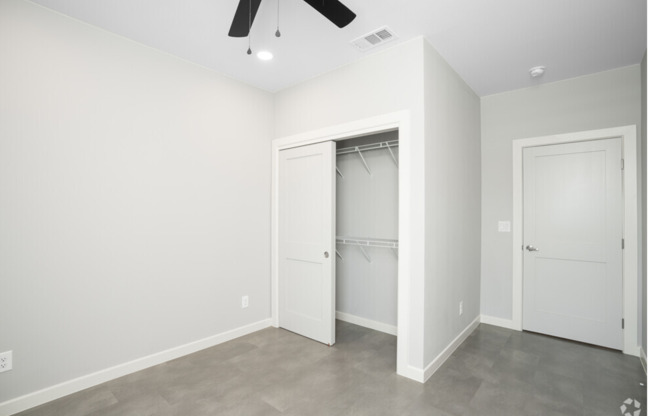 3 beds, 2 baths, 1,269 sqft, $1,475, Unit A-01/ BROWN C/PARKING LOT VIEW