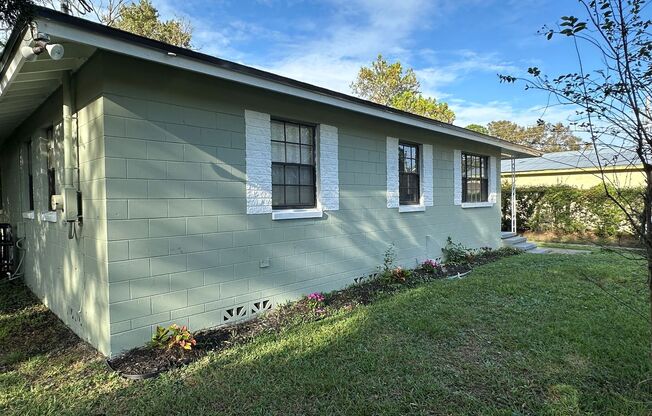 Welcome Home for the Holidays!!!---4 Bedroom, 2-Bathroom Northside Home!