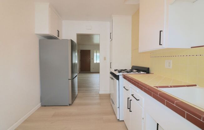 4026-4032 Kansas Street