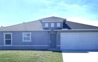 ***STUNNING 4/2 HOME IN PALM BAY** $1000 off first months rent!