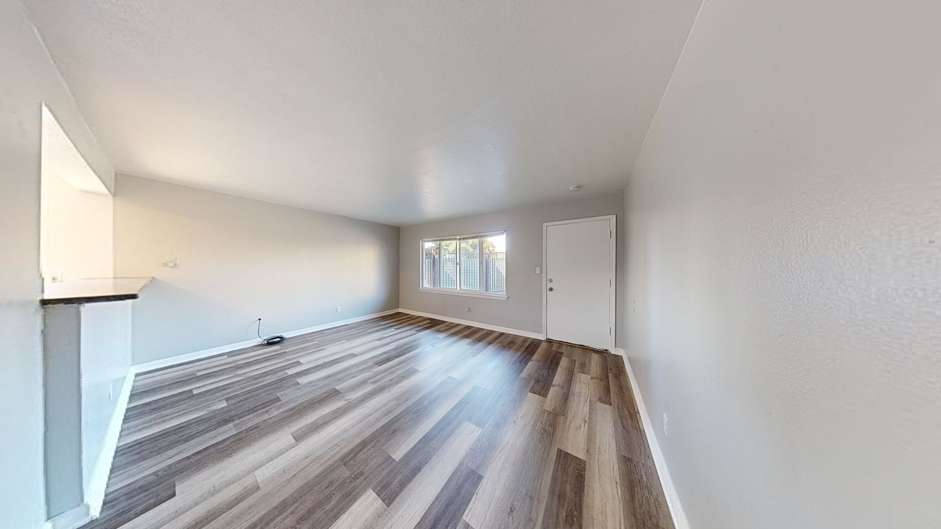 5549 Foothill Blvd