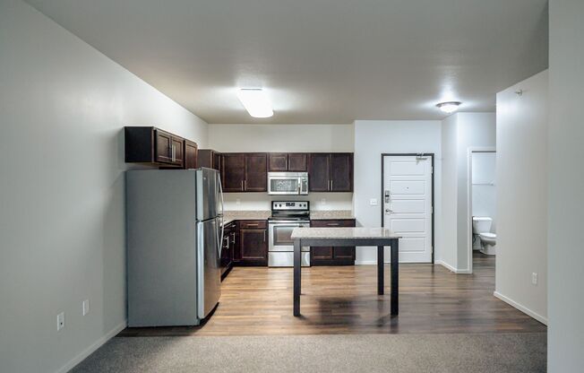 2 beds, 2 baths, 1,008 sqft, $1,770, Unit 315