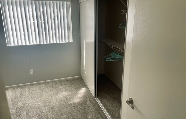2 beds, 2 baths, 900 sqft, $3,225, Unit 8600-106