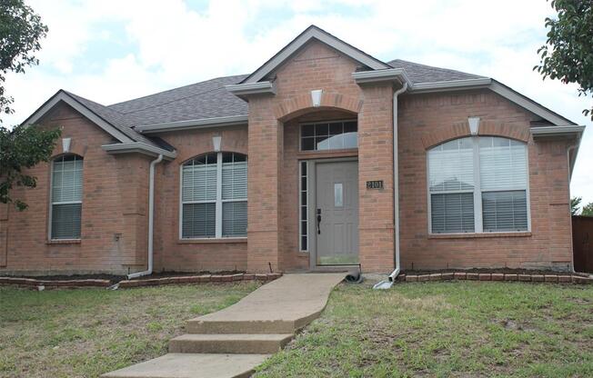 2101 STERLING LN