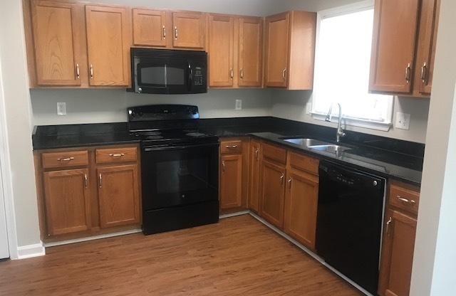 3 beds, 2 baths, $1,550