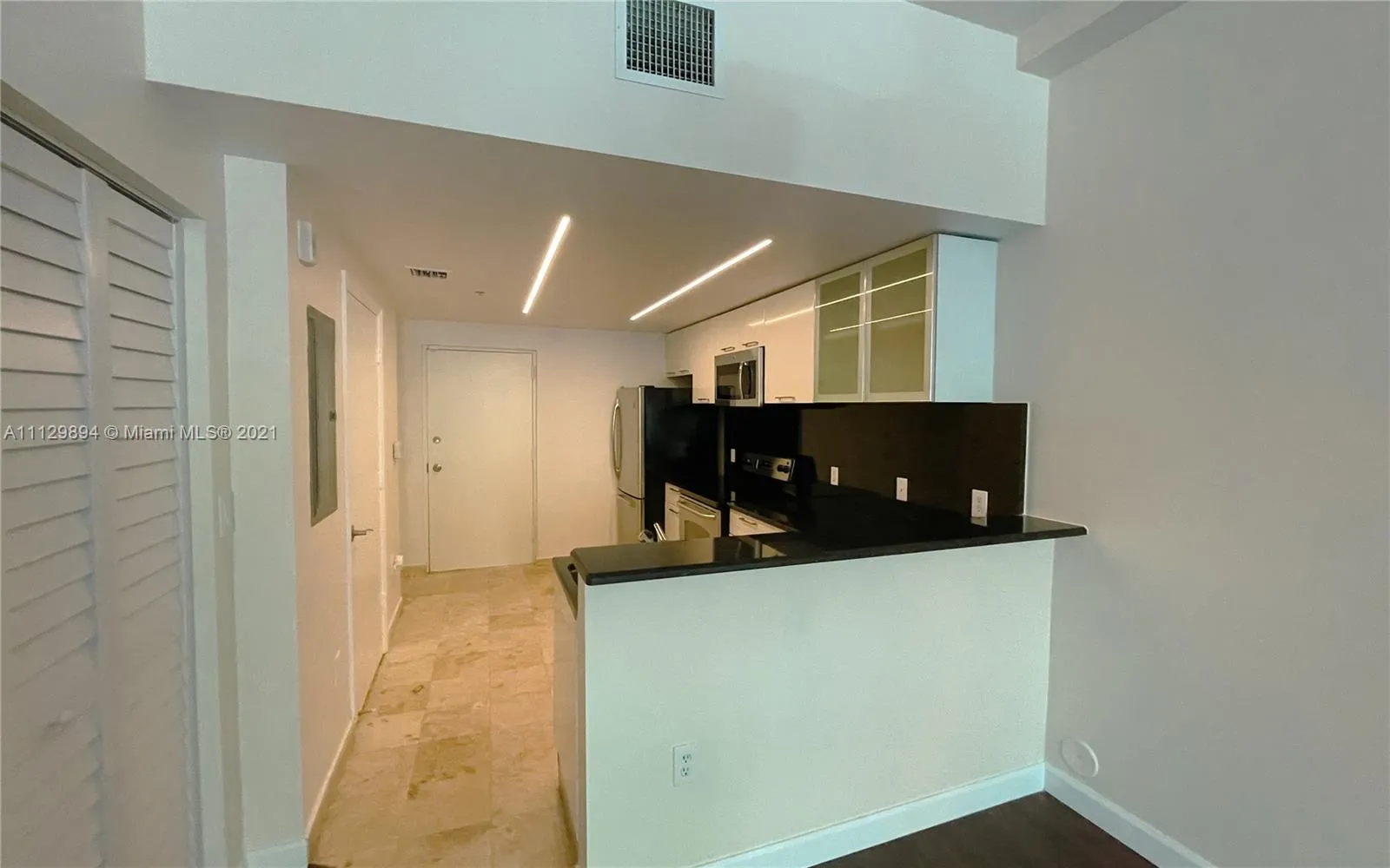 3339 Virginia St