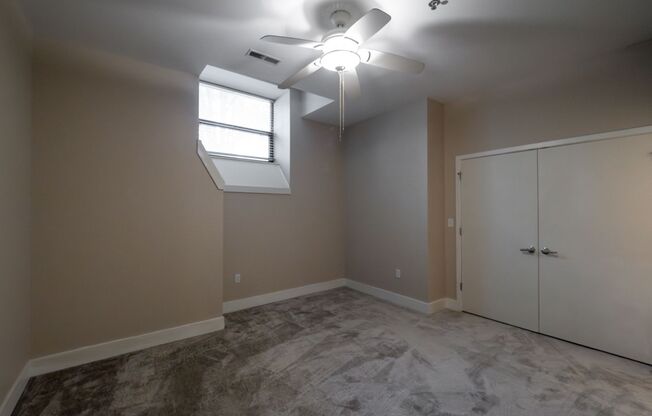 2 beds, 2 baths, 1,125 sqft, $2,120, Unit L19