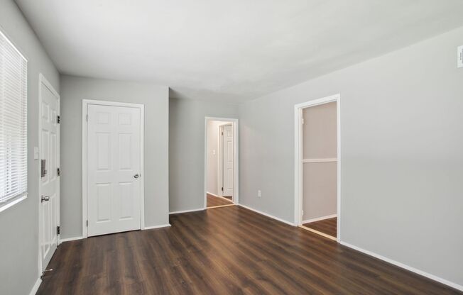 Large 3BR/1BA Eastside Savannah Home For Rent