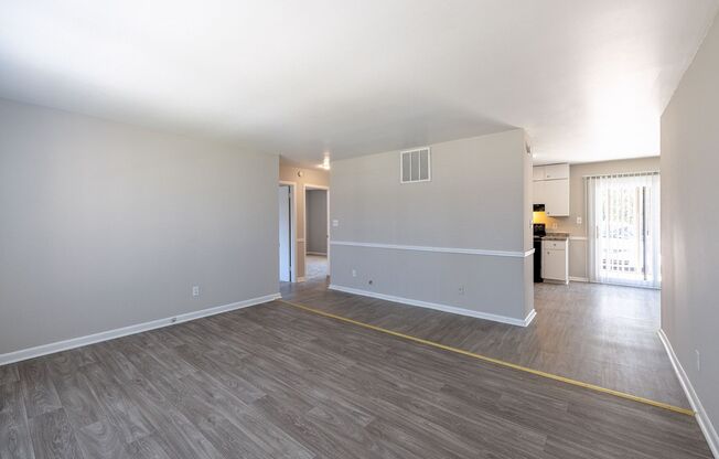 2 beds, 1 bath, 836 sqft, $1,340, Unit 1532-C