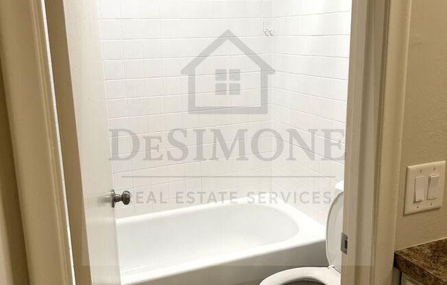 2 beds, 1 bath, 1,050 sqft, $1,050, Unit B7