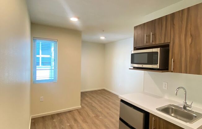 Studio, 1 bath, 175 sqft, $1,250, Unit 409-MFTE